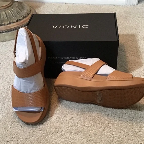 Vionic Women's Brown Sandals - Picture 2 of 5